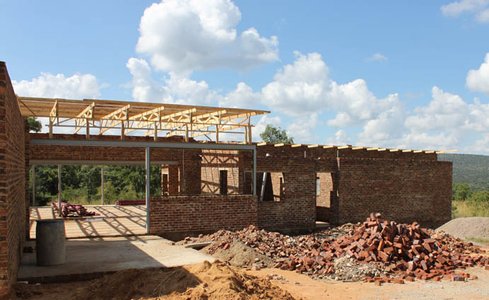 construction-site-roof-trusses